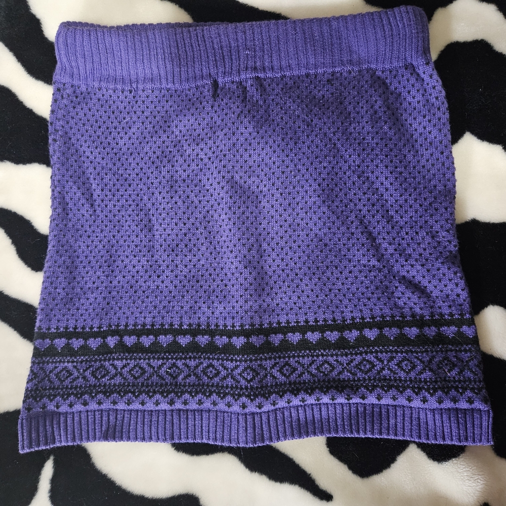 Purple Knit Skirt with Black Heart And Cross Pattern